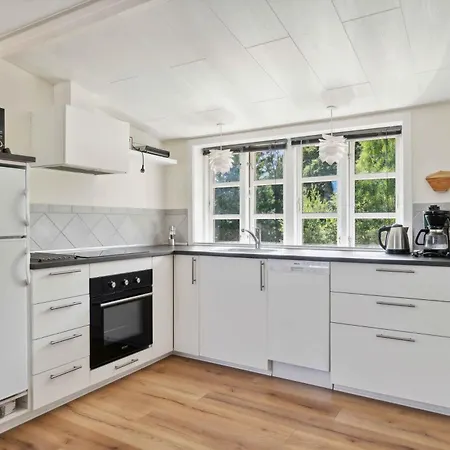 Modern With Cozy Vibes * Klemensker